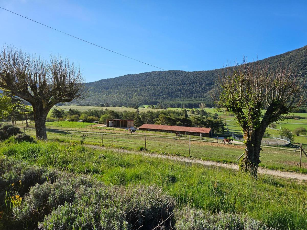 Vila Haras De Séranon Exteriér fotografie