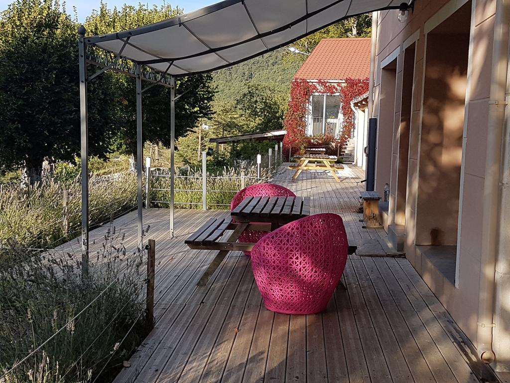 Vila Haras De Séranon Exteriér fotografie