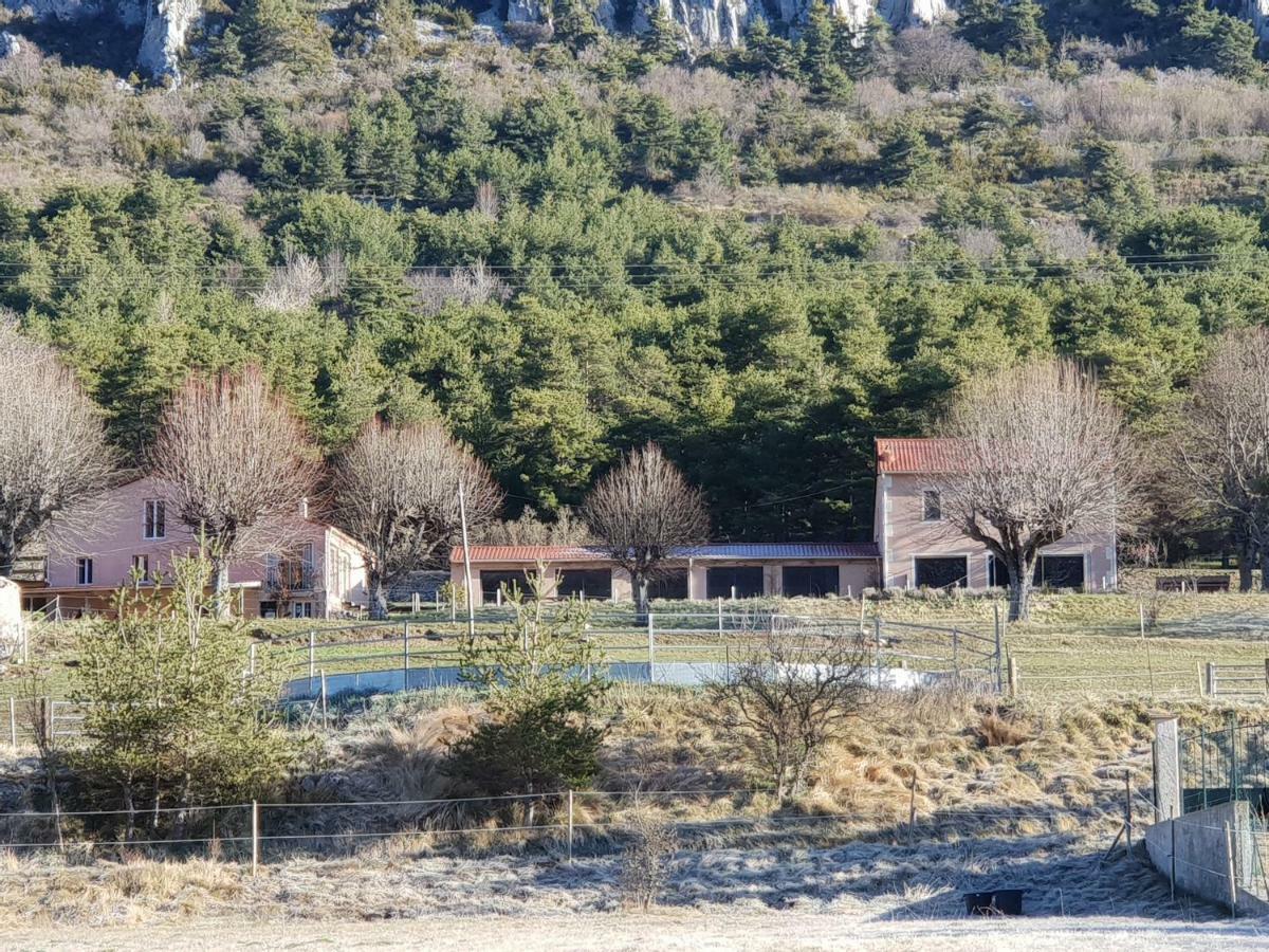 Vila Haras De Séranon Exteriér fotografie